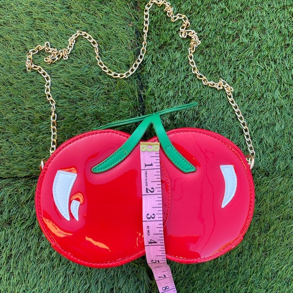 Cherry Purse 🍒 - Picture 13 of 15